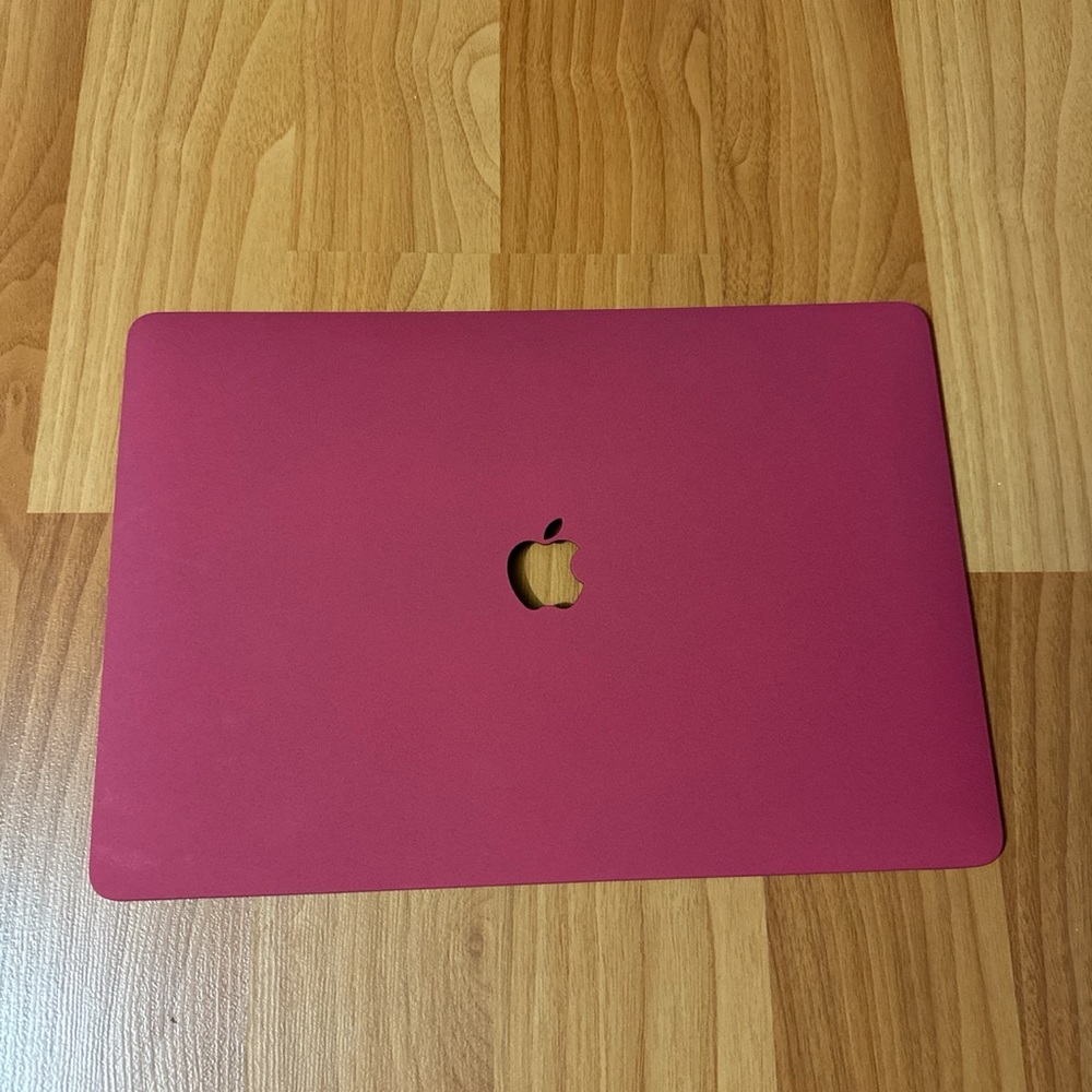 MacBook Pro Hard Shell Laptop Case (Red)